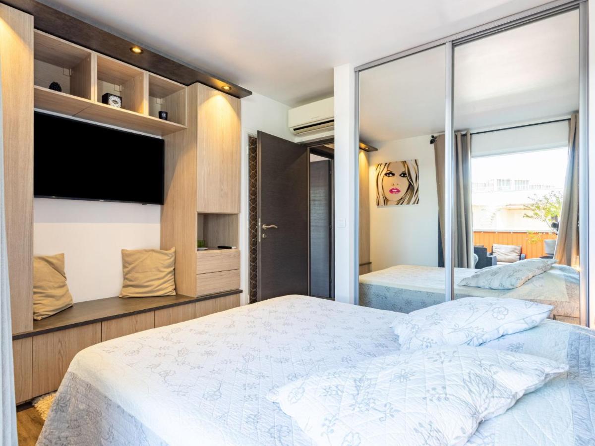 Apartment Les Patios-7 By Interhome Saint-Tropez Luaran gambar